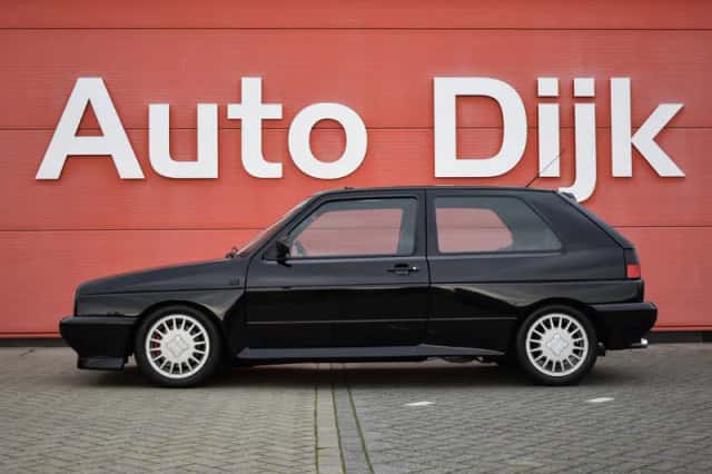 Volkswagen Golf (0) thumbnail 2