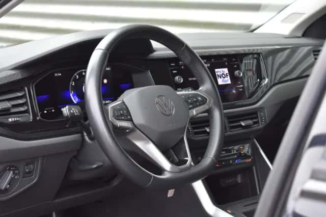 Volkswagen Polo (2022) thumbnail 4