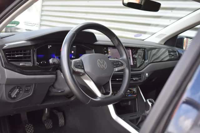 Volkswagen Polo (2022) thumbnail 5