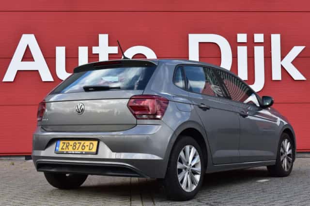 Volkswagen Polo (2019) thumbnail 2