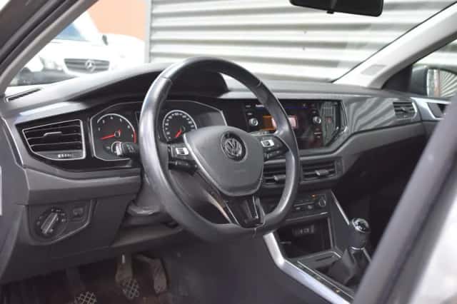 Volkswagen Polo (2019) thumbnail 5