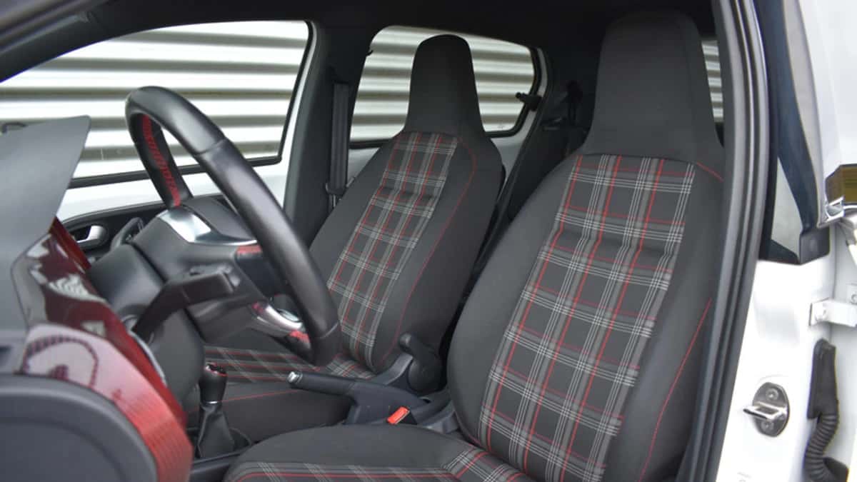 Volkswagen Up! (2018) — foto 1