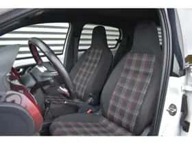 Volkswagen Up! (2018)