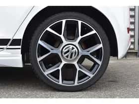 Volkswagen Up! (2018) thumbnail 18