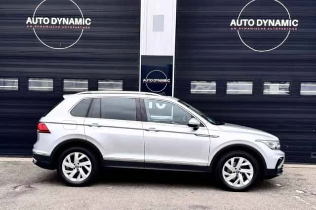 Volkswagen Tiguan (2021) thumbnail 5