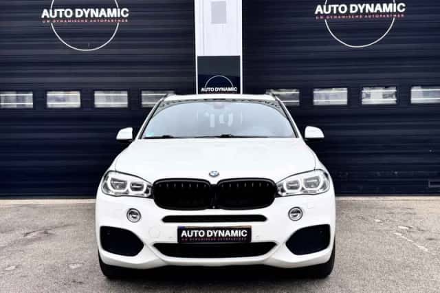 BMW X5 (2017) thumbnail 6