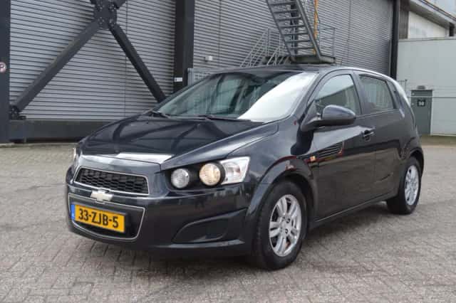 Chevrolet Aveo (2012) thumbnail 6