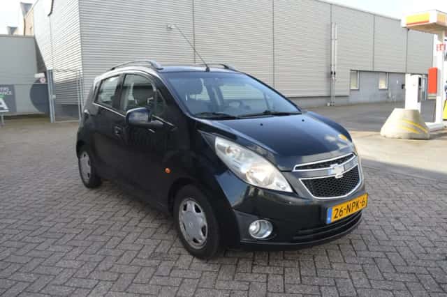 Chevrolet Spark (2010) thumbnail 1