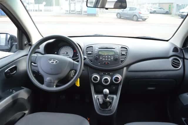 Hyundai i10 (2009) thumbnail 3