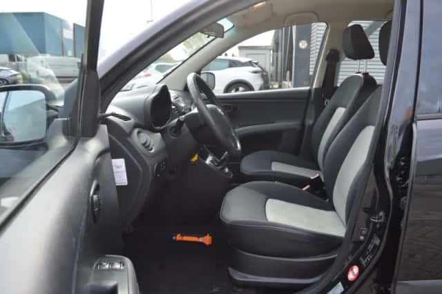 Hyundai i10 (2009) thumbnail 4