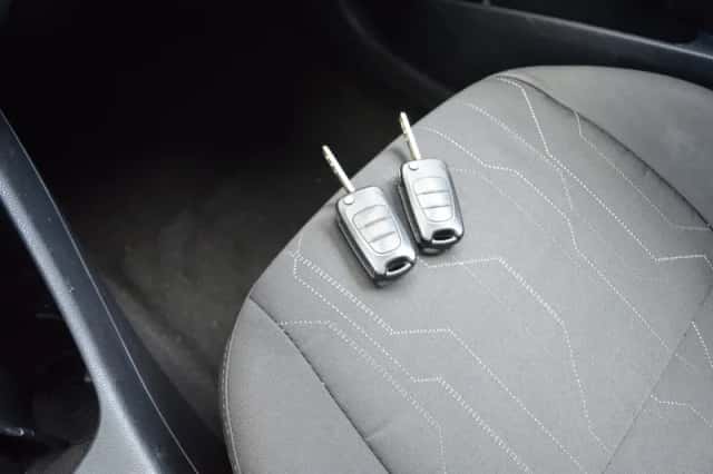 Kia Picanto (2012) thumbnail 5