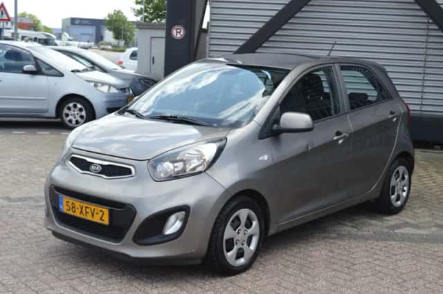 Kia Picanto (2012) thumbnail 6