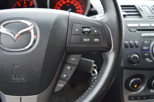 Mazda 3 (2010) thumbnail 4