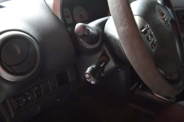 Nissan Note (2008) thumbnail 5