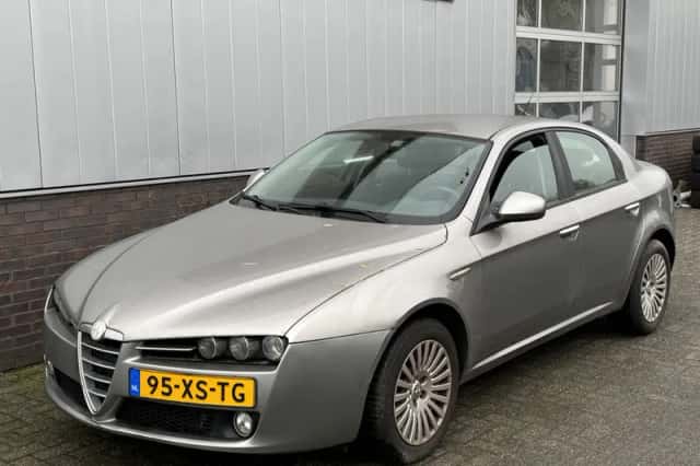 Alfa Romeo 159 (2007) thumbnail 1