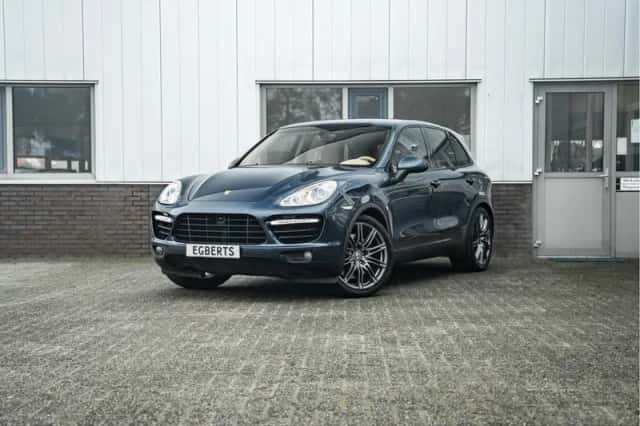 Porsche Cayenne (2010) thumbnail 1