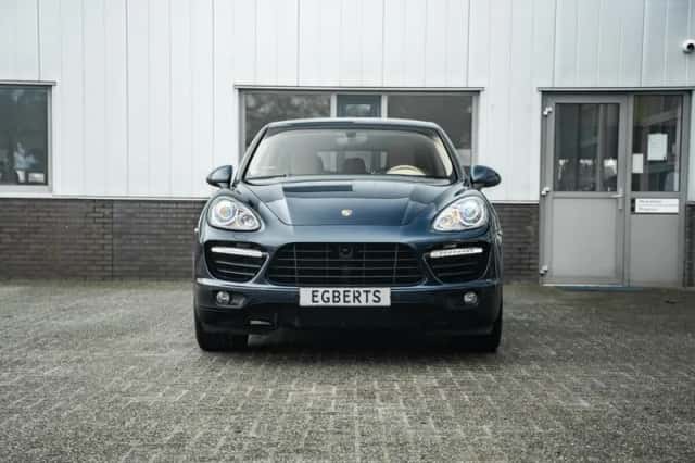 Porsche Cayenne (2010) thumbnail 6