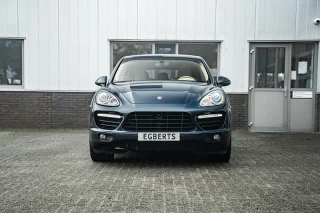 Porsche Cayenne (2010) thumbnail 6