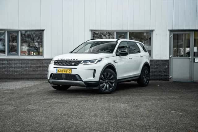 Land Rover Discovery Sport (2021) thumbnail 1