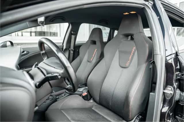 SEAT Leon (2010) thumbnail 5