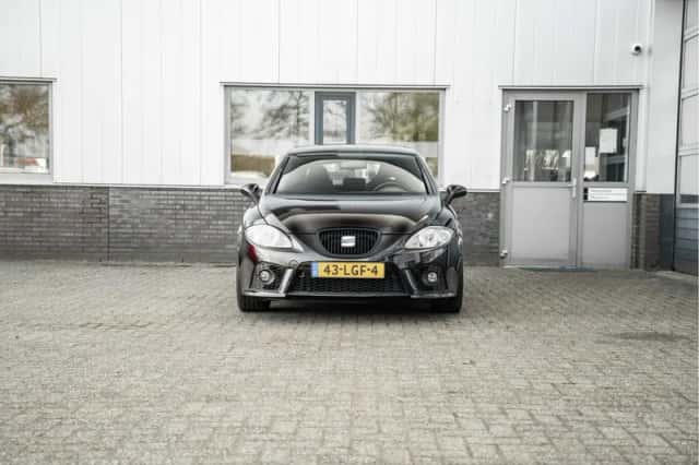 SEAT Leon (2010) thumbnail 6