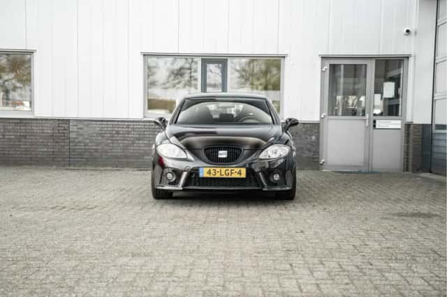 SEAT Leon (2010) thumbnail 6