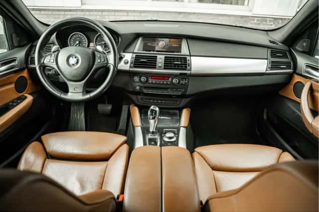 BMW X6 (2008) thumbnail 2