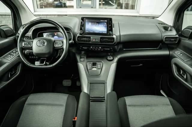 Toyota Proace (2022) thumbnail 2