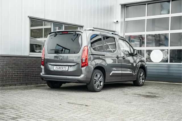 Toyota Proace (2022) thumbnail 3