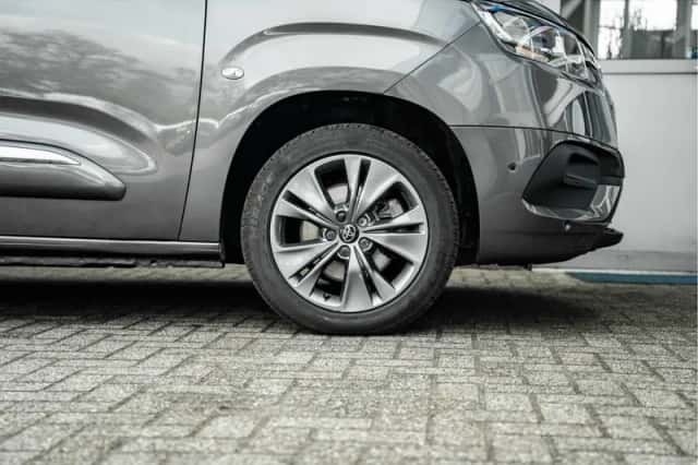 Toyota ProAce Verso (2022) thumbnail 4