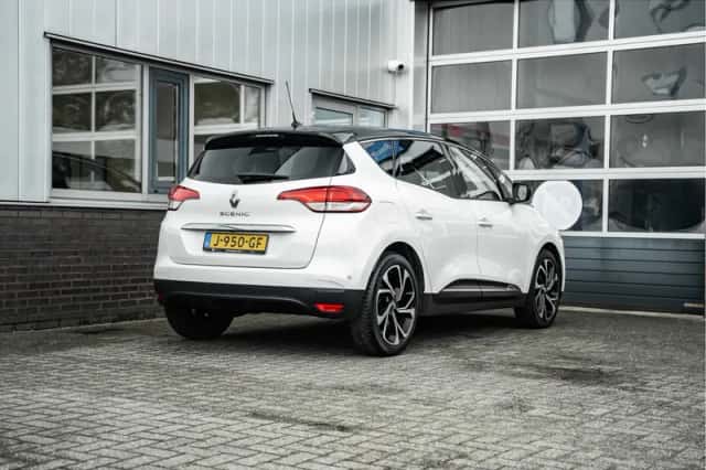 Renault Scénic (2019) thumbnail 3