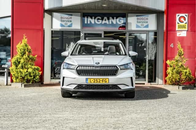 Škoda Enyaq (2021) thumbnail 4
