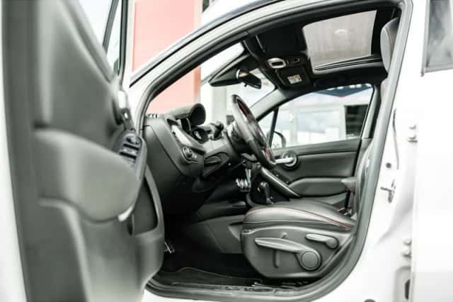 Fiat 500 (2020) thumbnail 4
