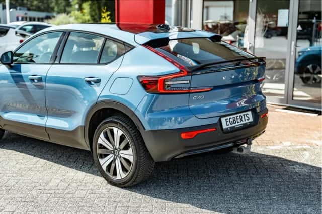 Volvo C40 (2023) thumbnail 3