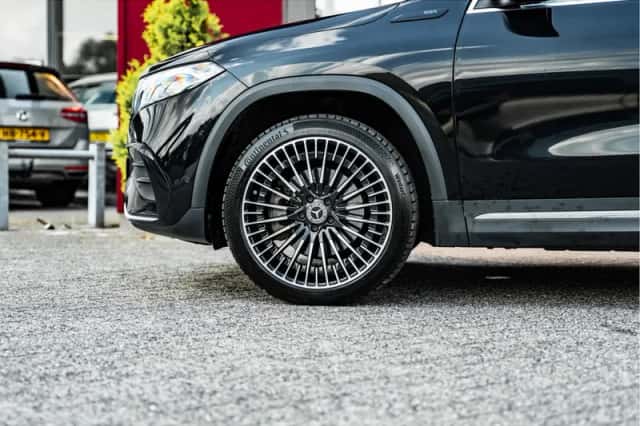 Mercedes-Benz EQA (2021) thumbnail 4