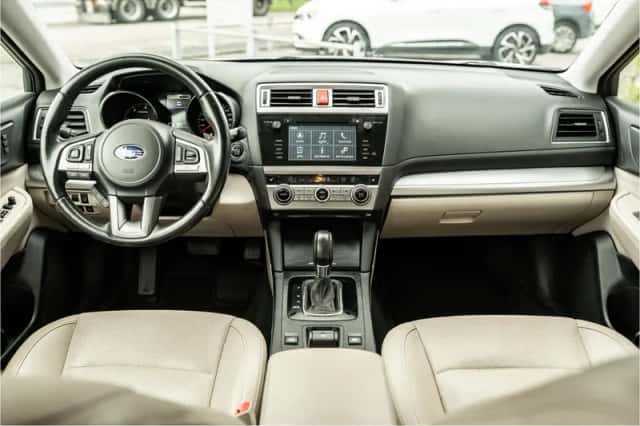 Subaru Outback (2015) thumbnail 2