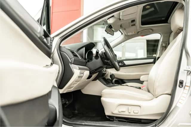 Subaru Outback (2015) thumbnail 5