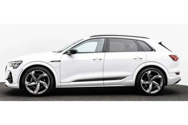 Audi e-tron (2021) thumbnail 2