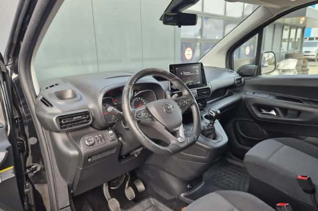 Opel Combo (2019) thumbnail 2