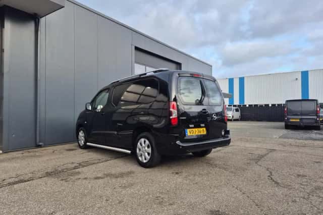Opel Combo (2019) thumbnail 4