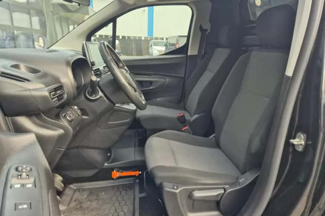 Opel Combo (2019) thumbnail 5