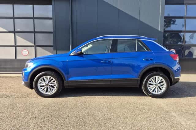 Volkswagen T-Roc (2021) thumbnail 6