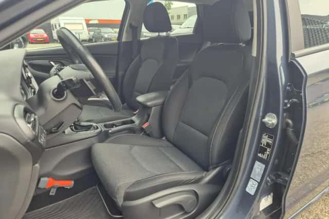 Hyundai i30 (2021) thumbnail 5
