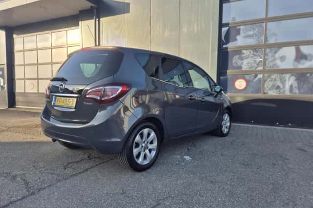 Opel Meriva (2016) thumbnail 3