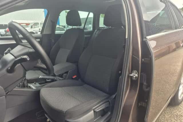 Škoda Octavia (2015) thumbnail 5