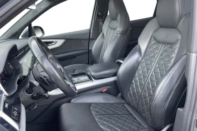 Audi Q7 (2021) thumbnail 4