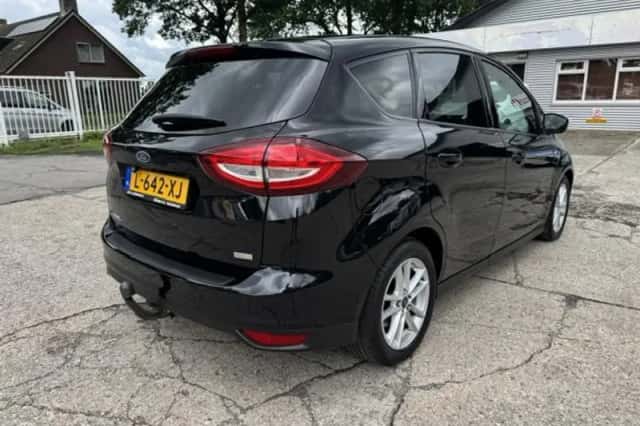 Ford C-Max (2015) thumbnail 5