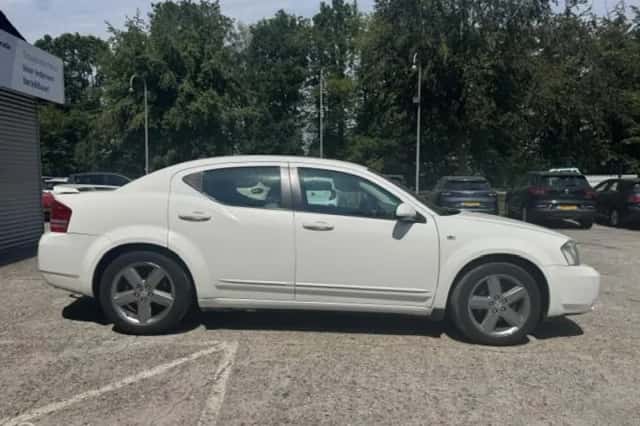Dodge Avenger (2008) thumbnail 3