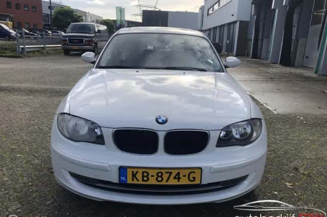 BMW 1-Serie (2008) thumbnail 2