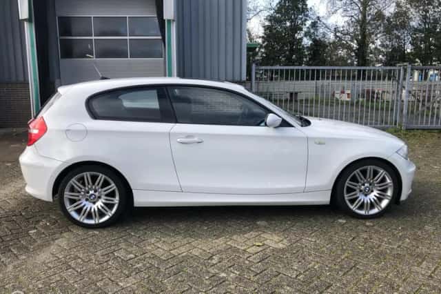BMW 1-Serie (2008) thumbnail 4